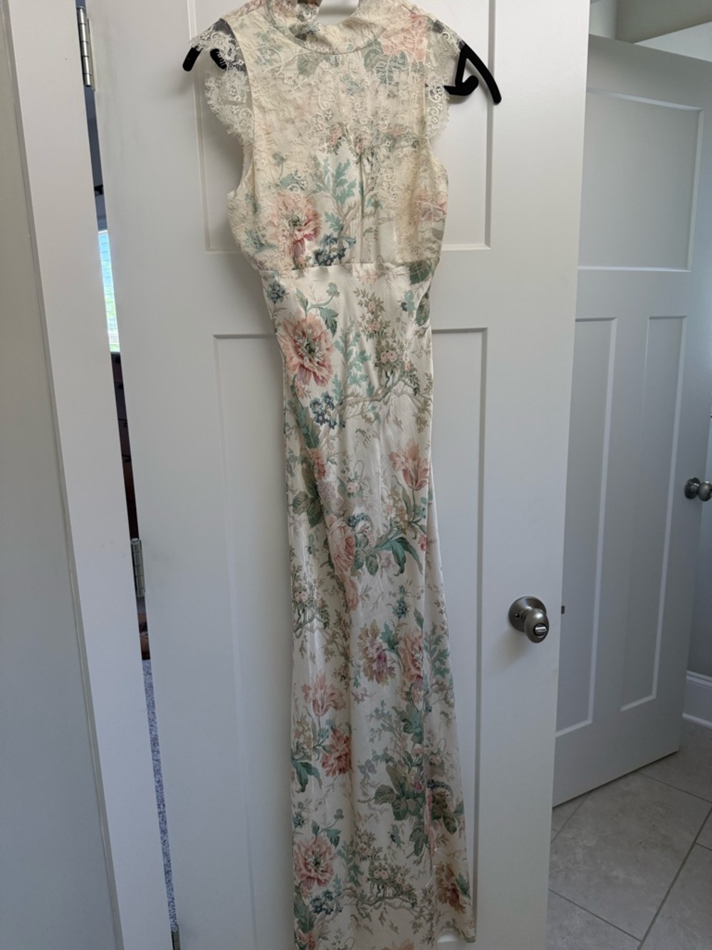 Floral Lace-Top Maxi Dress in Cream and Pastel